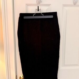 Bozzolo Black Knit Pencil Skirt